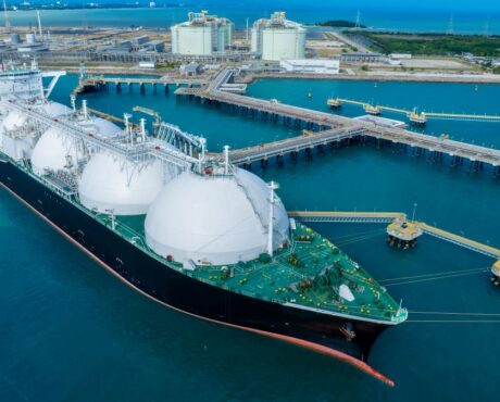 FLEX LNG Stock: An 11.27%-Yielder for Contrarians